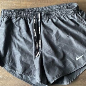 Nike dri-fit shorts size xs